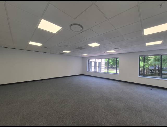 100M² OFFICE TO LET IN SANDTON CENTRAL
